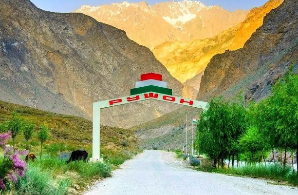تشييد أكثر من 300 منشأة في منطقة رشت بمناسبة الذكرى الخامسة والثلاثين للاستقلال
