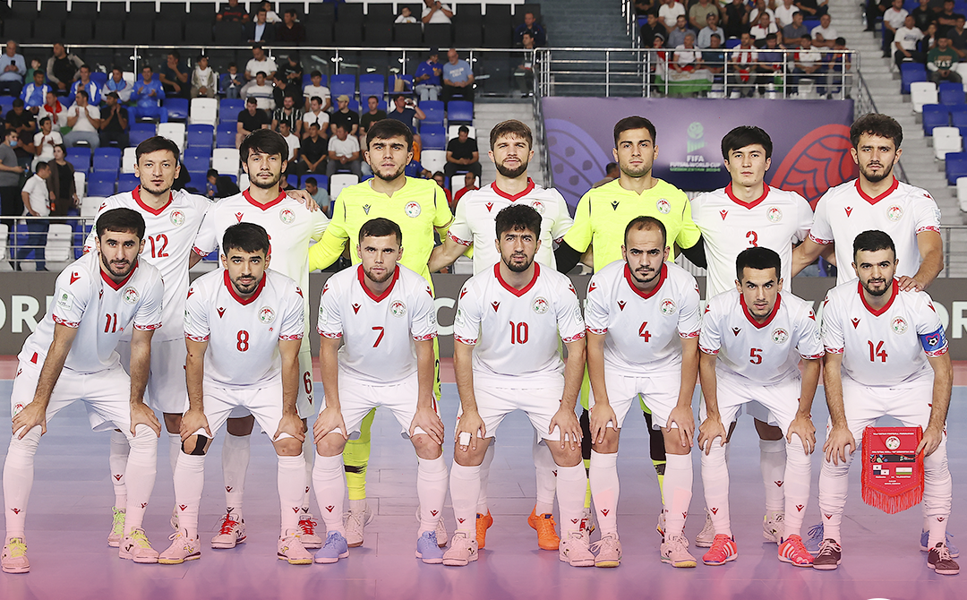 منتخب طاجيكستان لكرة الصالات يخوض مباريات ودية ضد منتخب الإمارات