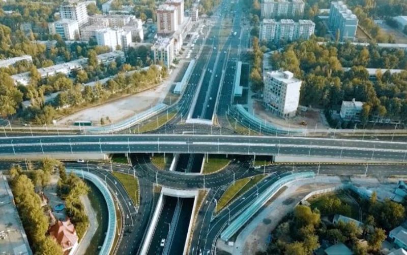 بناء سبعة جسور علوية في دوشانبي بتمويل من المنح الدولية