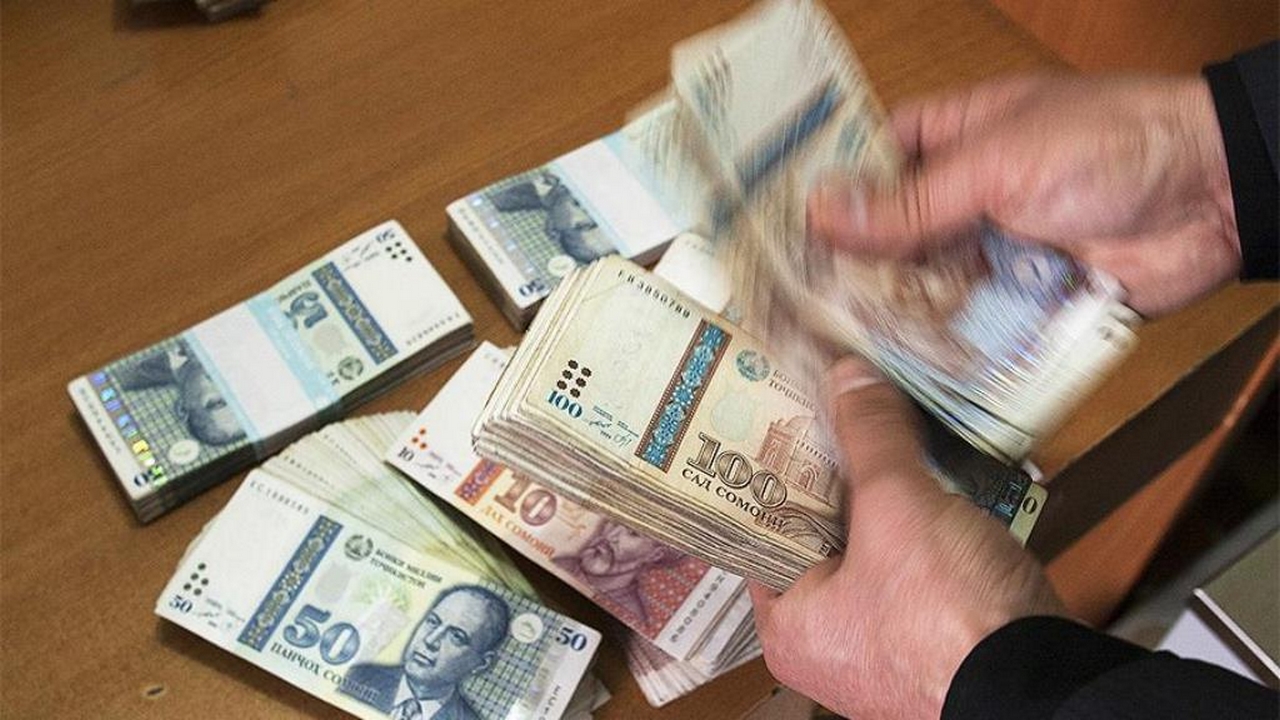 أخصائي في إدارة مالية جيسار متهم بالاحتيال بمبلغ 166.990 سوموني