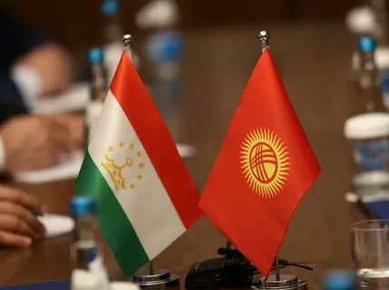 اجتماعات ومفاوضات رفيعة المستوى بين طاجيكستان وقيرغيزستان