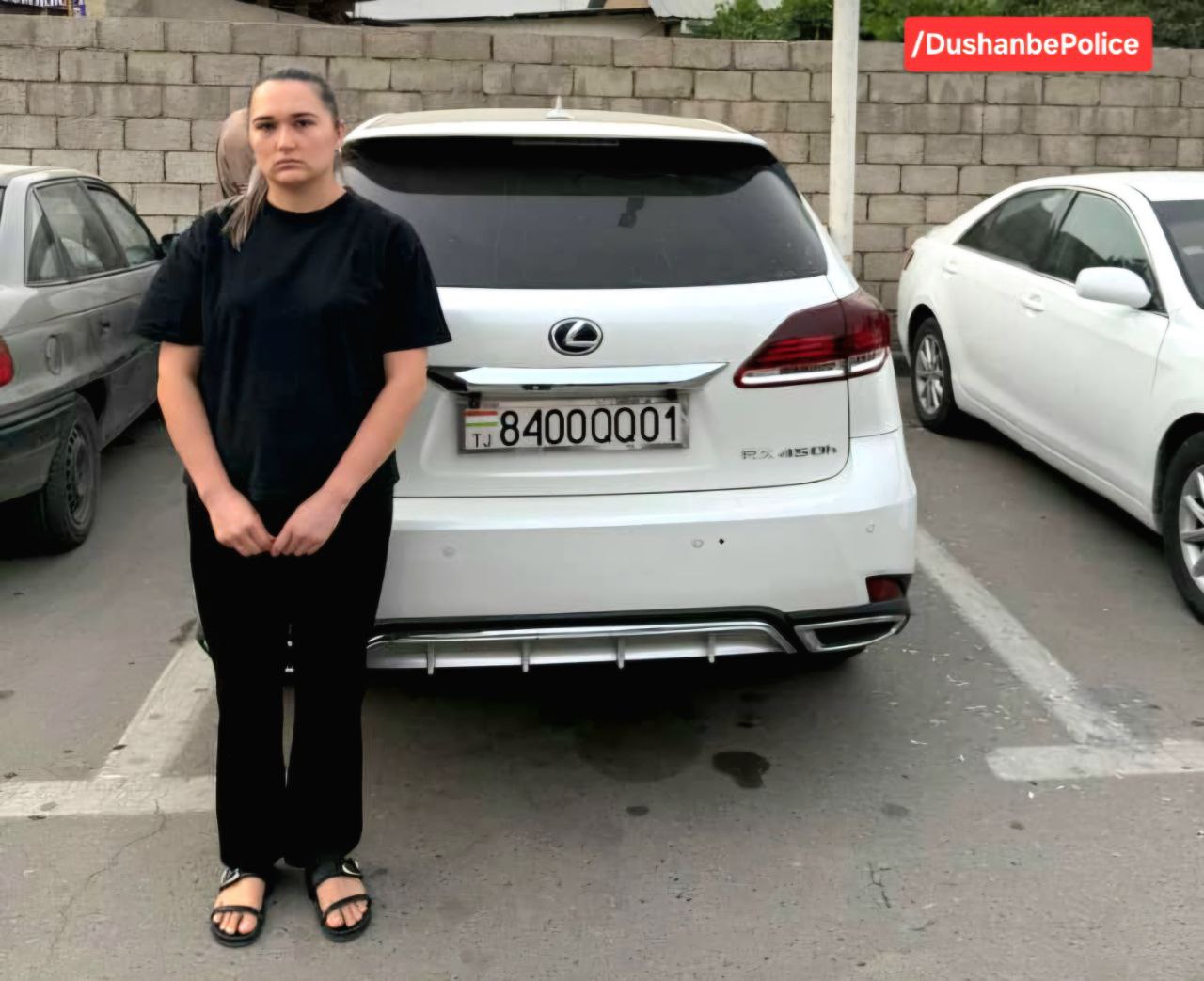 سائق لكزس يدهس فتاة تبلغ من العمر 9 سنوات في دوشانبي