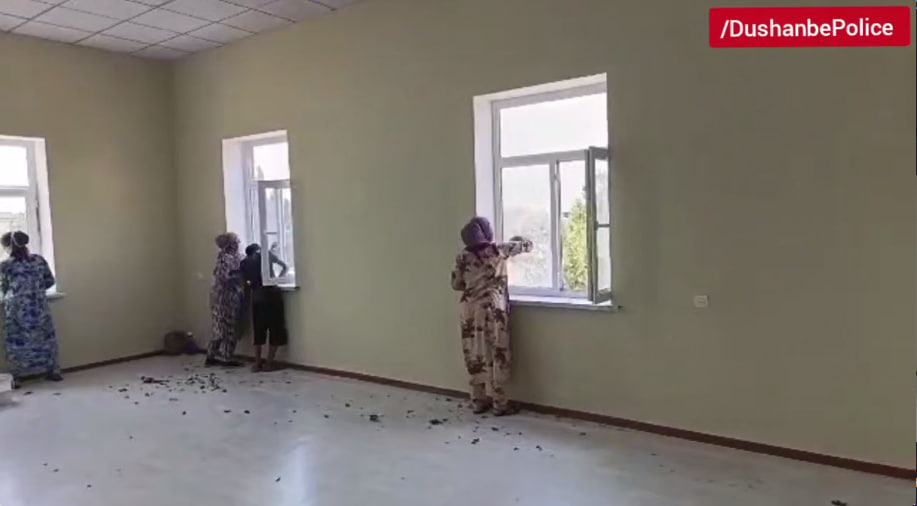 سيتم إرسال الأشخاص المعتقلين إداريًا في دوشانبي إلى الخدمة المجتمعية