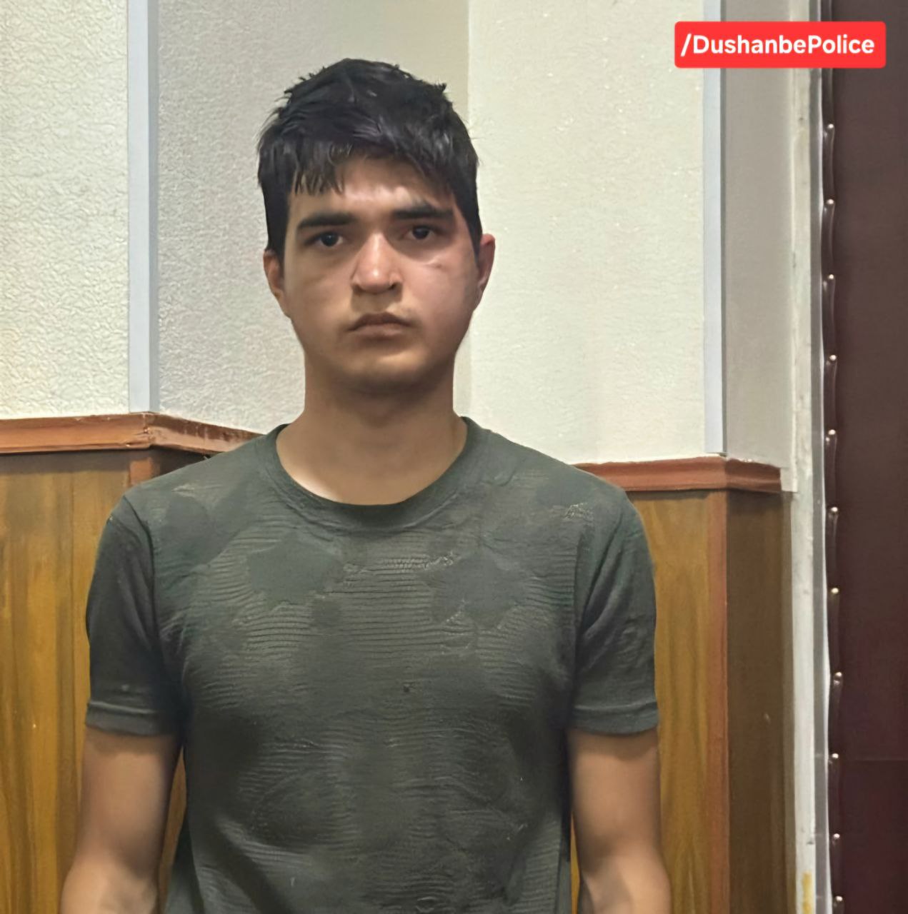 اعتقال مشتبه به يبلغ من العمر 19 عامًا في قضية سرقة متجر بقيمة 100 ألف سوموني في دوشانبي