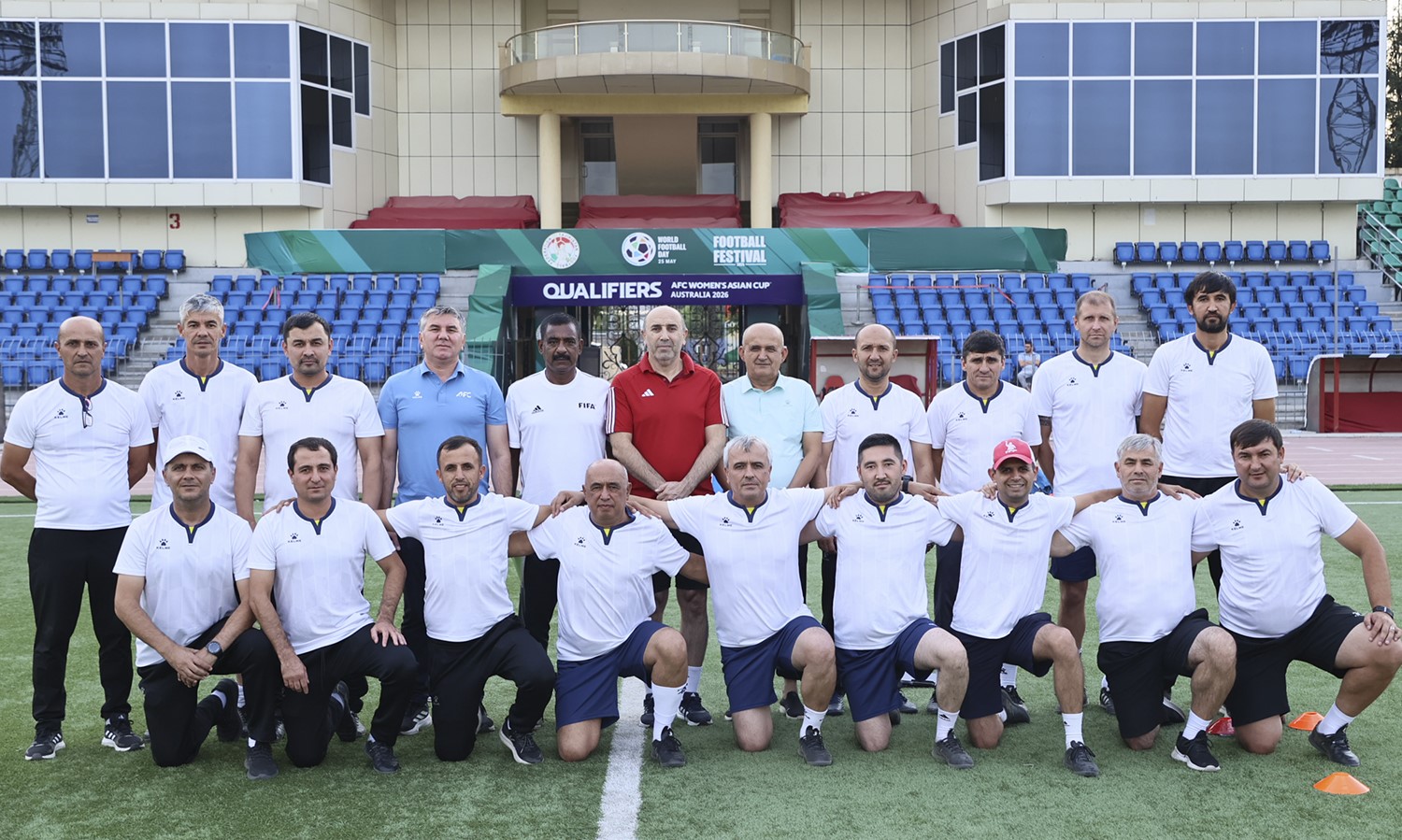 تقام الدورة الثالثة من دورات التدريب ضمن برنامج الرخصة الاحترافية في دوشانبي