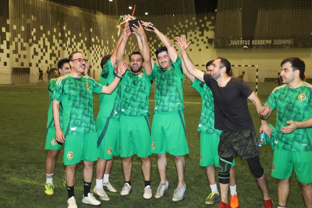 فازت السفارة السعودية على منتخب طاجيكستان في مباراة ودية في دوشنبه.