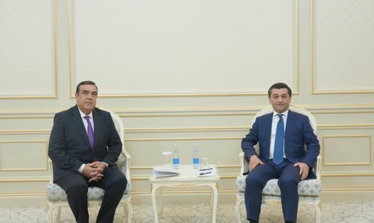 ناقشت طاجيكستان وأوزبكستان آفاق تعزيز التعاون المتعدد الأطراف