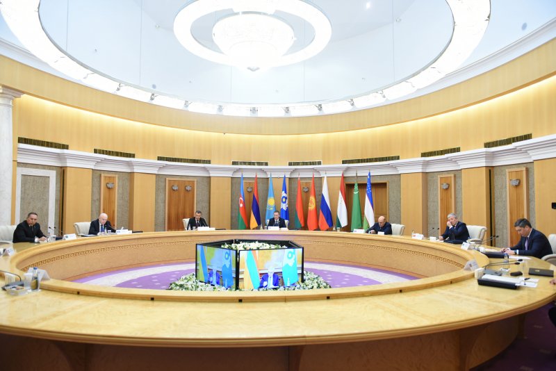 تم التوقيع في مينسك على اتفاقية بين بلدان رابطة الدول المستقلة بشأن مكافحة الجراد بشكل مشترك.
