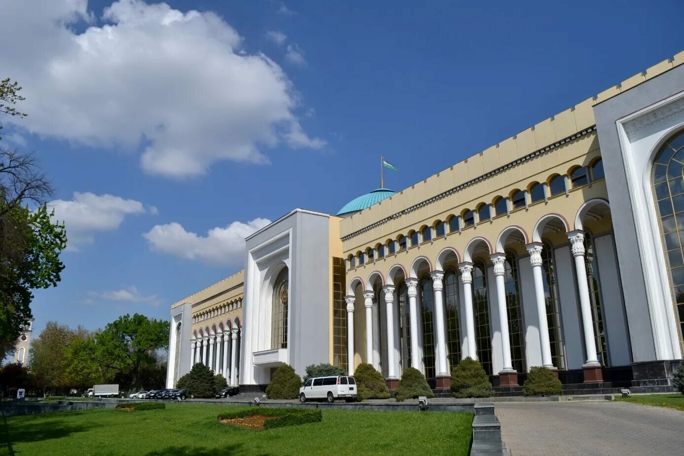 أرسلت أوزبكستان مذكرة إلى روسيا بشأن معاملة المهاجرين.