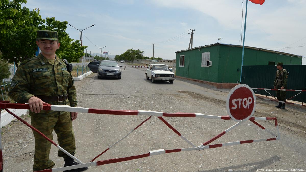 The permanent border presence on the Tajik-Kyrgyz border may be lifted, according to Tashiev.