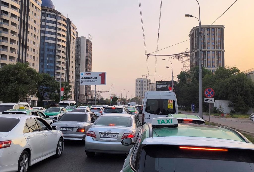 في طاجيكستان، ارتفع عدد المركبات بنسبة 10.8%