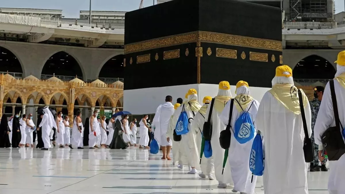 بدأت المملكة العربية السعودية تطبيق الفحص الطبي الإلزامي استعداداً لموسم الحج 2025.