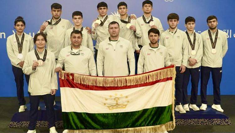 فاز الرياضيون الطاجيك بـ 12 ميدالية في دورة الألعاب الآسيوية الثالثة للشباب في البحرين.