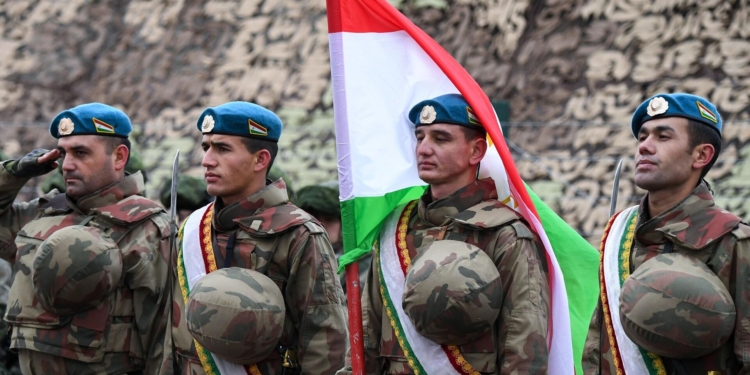 في طاجيكستان، تم تنفيذ خطة التجنيد الخريفي بنسبة تزيد عن 92%.