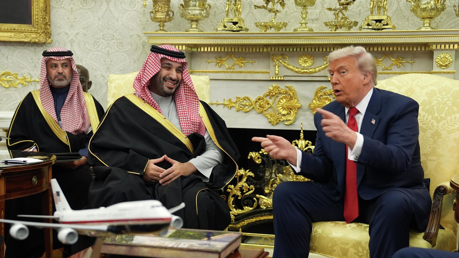 السعودية تعتزم زيادة استثماراتها في الاقتصاد الأمريكي إلى تريليون دولار