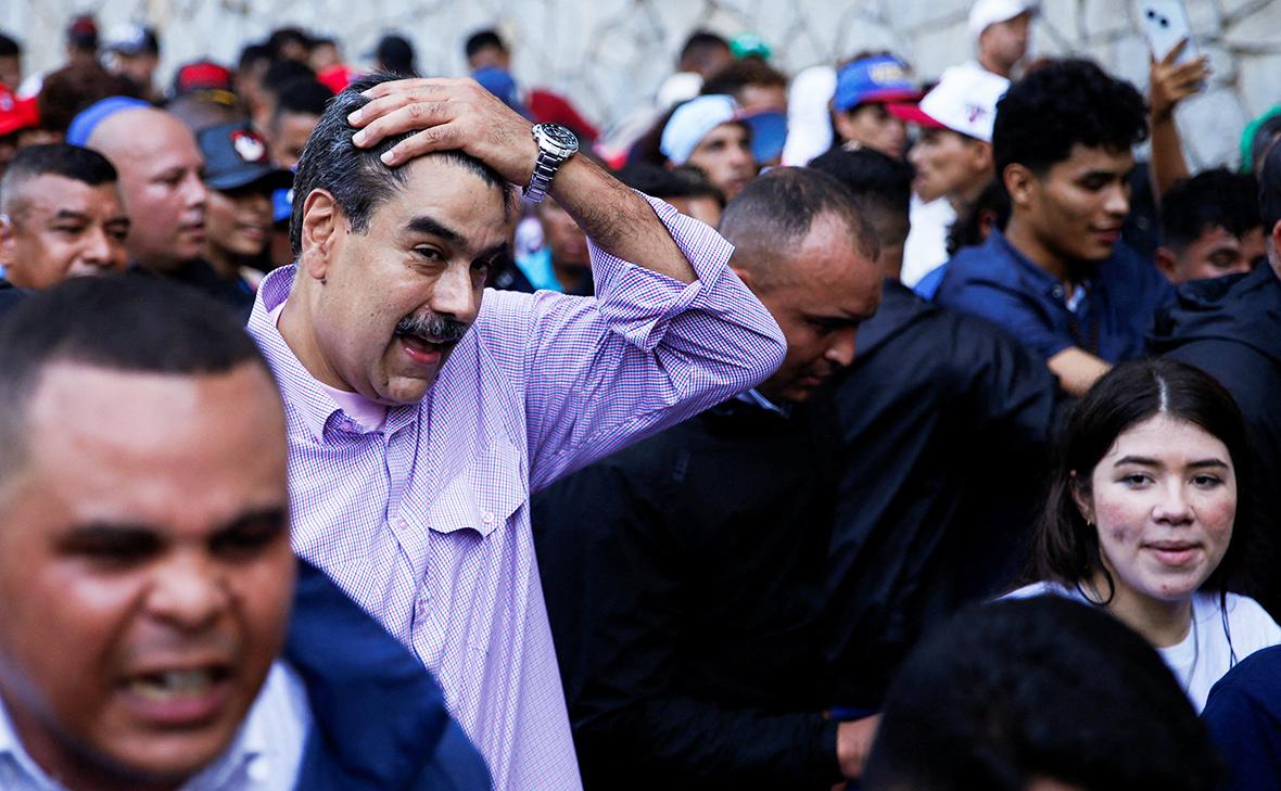 وتناقش الولايات المتحدة خيارات الإطاحة بالرئيس الفنزويلي نيكولاس مادورو.