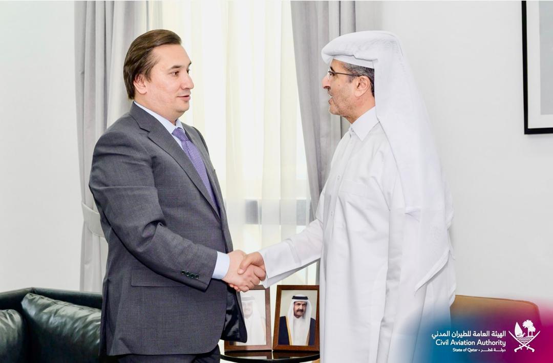 طاجيكستان وقطر تبحثان توسيع التعاون في مجال الطيران المدني.