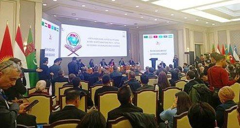 افتتح في طشقند مؤتمر حول مستقبل دول آسيا الوسطى وأذربيجان.
