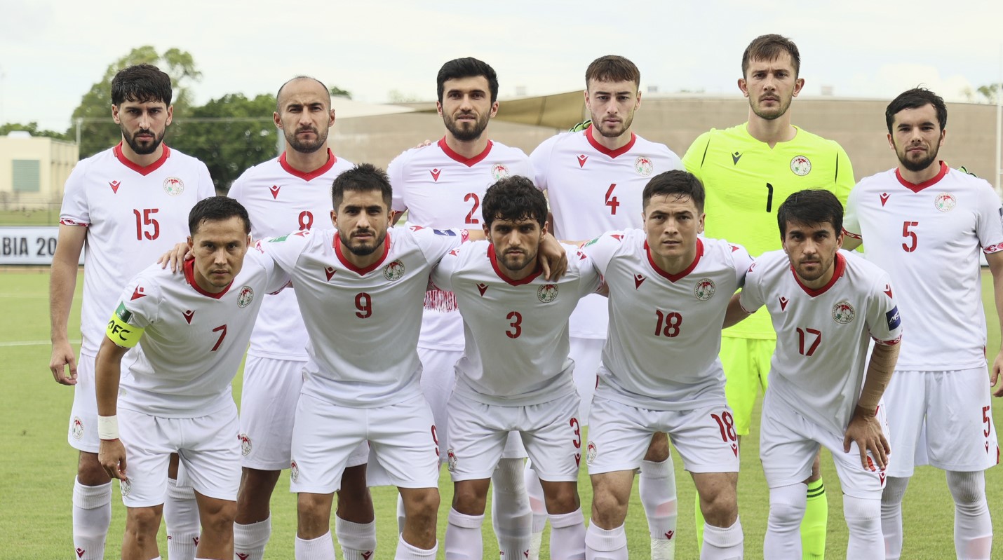 تقدم المنتخب الطاجيكي إلى المركز 101 في التصنيف الجديد للاتحاد الدولي لكرة القدم.