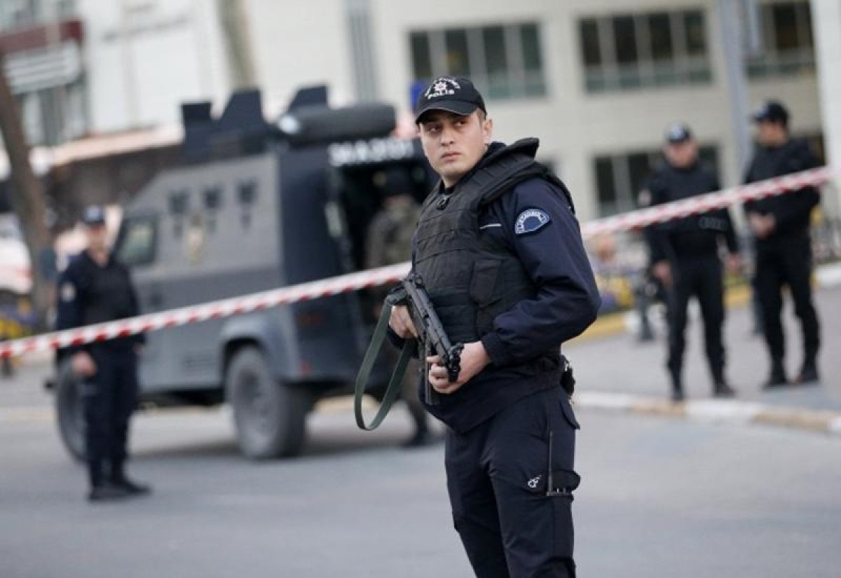تم اعتقال 127 شخصاً للاشتباه في صلتهم بتنظيم داعش في أنقرة وإسطنبول.