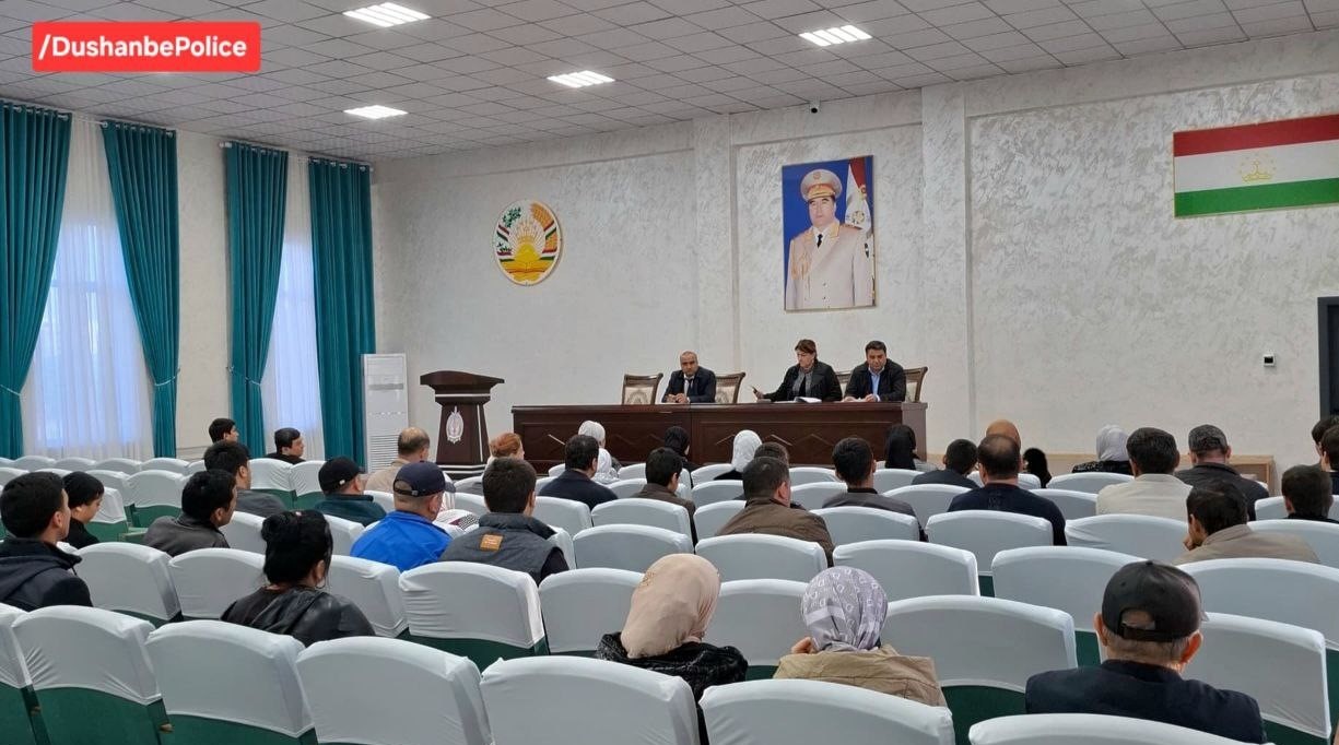 قضت محكمة متنقلة في دوشانبي بفرض غرامات على أكثر من 30 والدًا بسبب سوء سلوك أبنائهم.