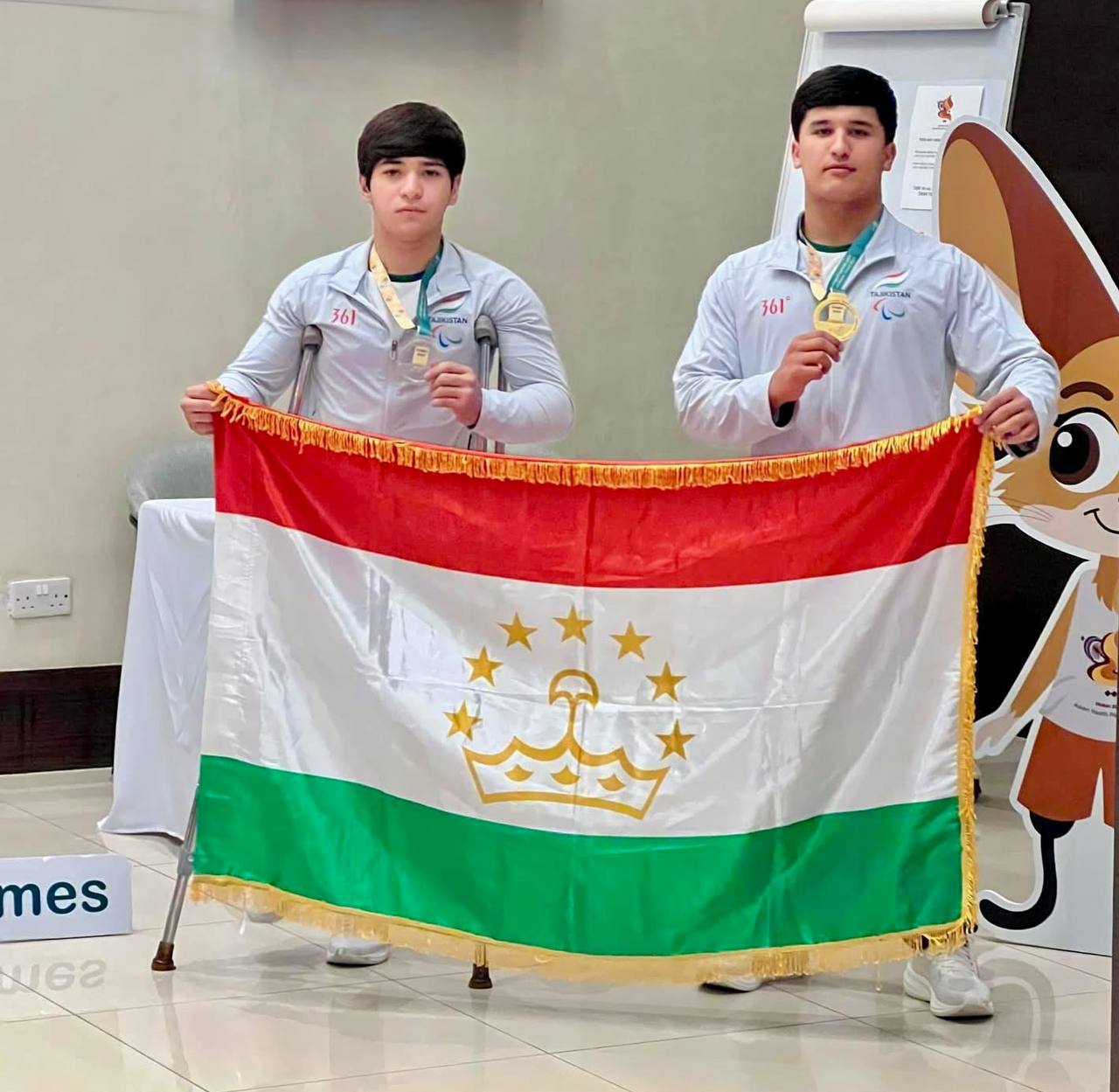 حقق الرياضيون الطاجيكيون رقماً قياسياً وفازوا بميداليات في دورة الألعاب البارالمبية الآسيوية للشباب في دبي.