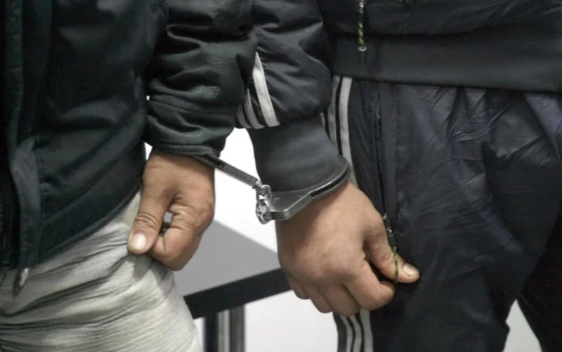يشتبه في قيام شقيقين في مدينة شاهريتوس بقتل شقيقهما الأكبر.