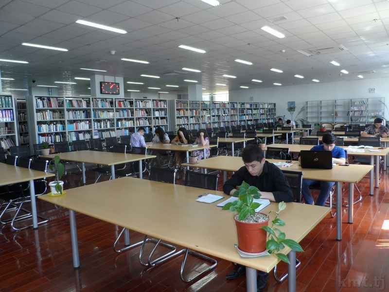 تعمل طاجيكستان على تطوير نظام مكتبات وتحسين مؤهلات العاملين في المكتبات.
