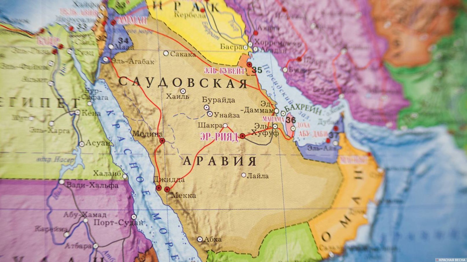 حذرت دول الخليج السعودية وسلطنة عمان وقطر الولايات المتحدة من شن ضربة على إيران.