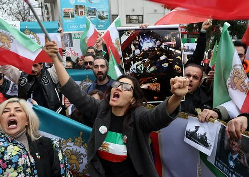 إيران: تضرر مئات المباني، ومقتل أكثر من 3000 شخص خلال احتجاجات حاشدة