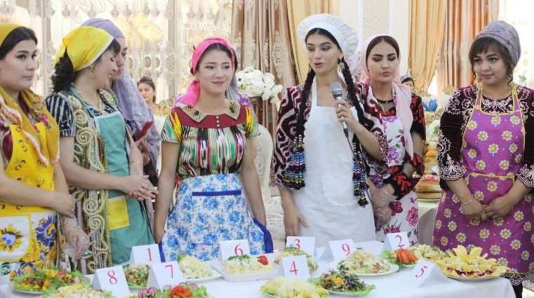 ستستضيف طاجيكستان المسابقة الوطنية "لأفضل ربة منزل" في شهر أبريل.