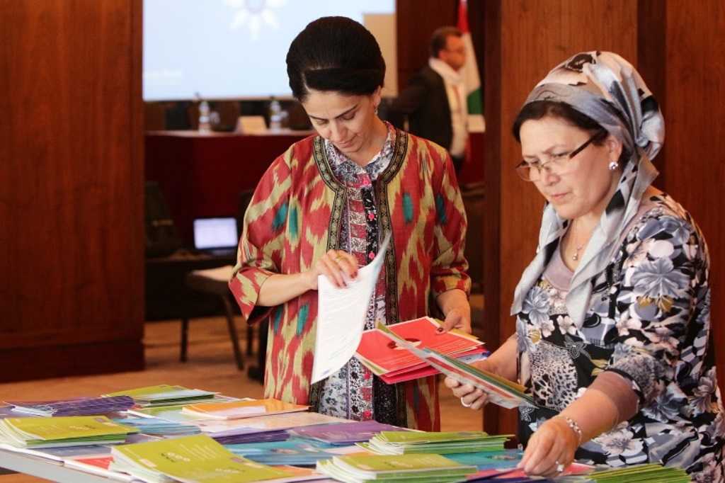 أطلقت طاجيكستان مشروعاً لتوسيع الفرص الاقتصادية للمرأة