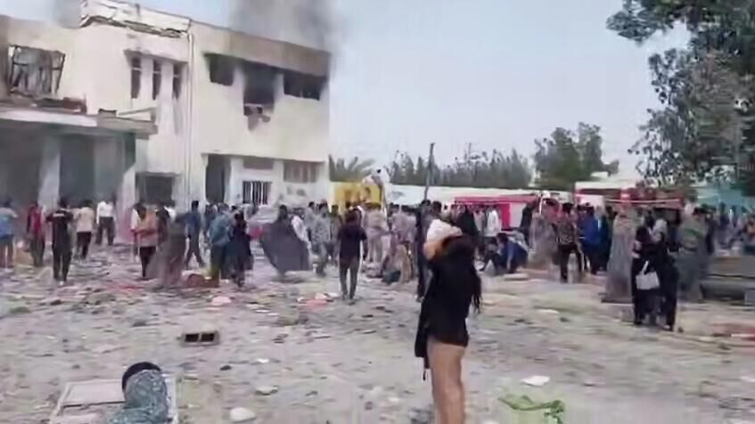 أعلنت وزارة الخارجية الإيرانية أن ما يصل إلى 160 تلميذة قُتلن في ميناب.