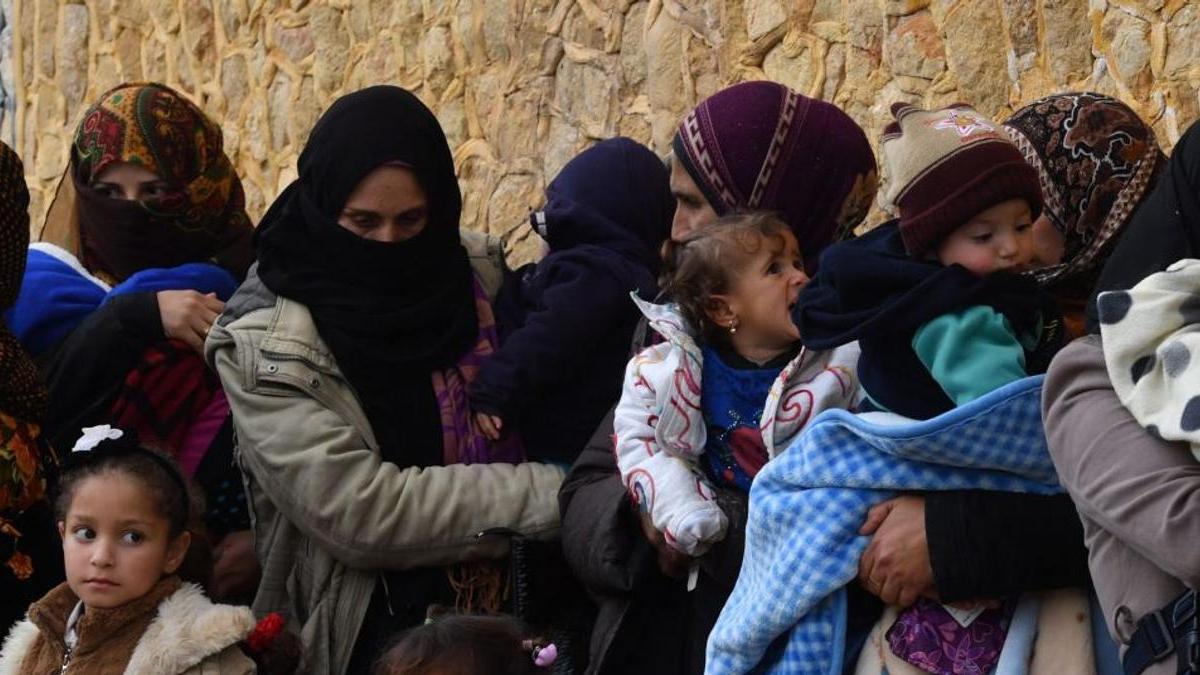 تخطط طاجيكستان لإعادة ما يصل إلى 300 امرأة وطفل من المخيمات في سوريا.