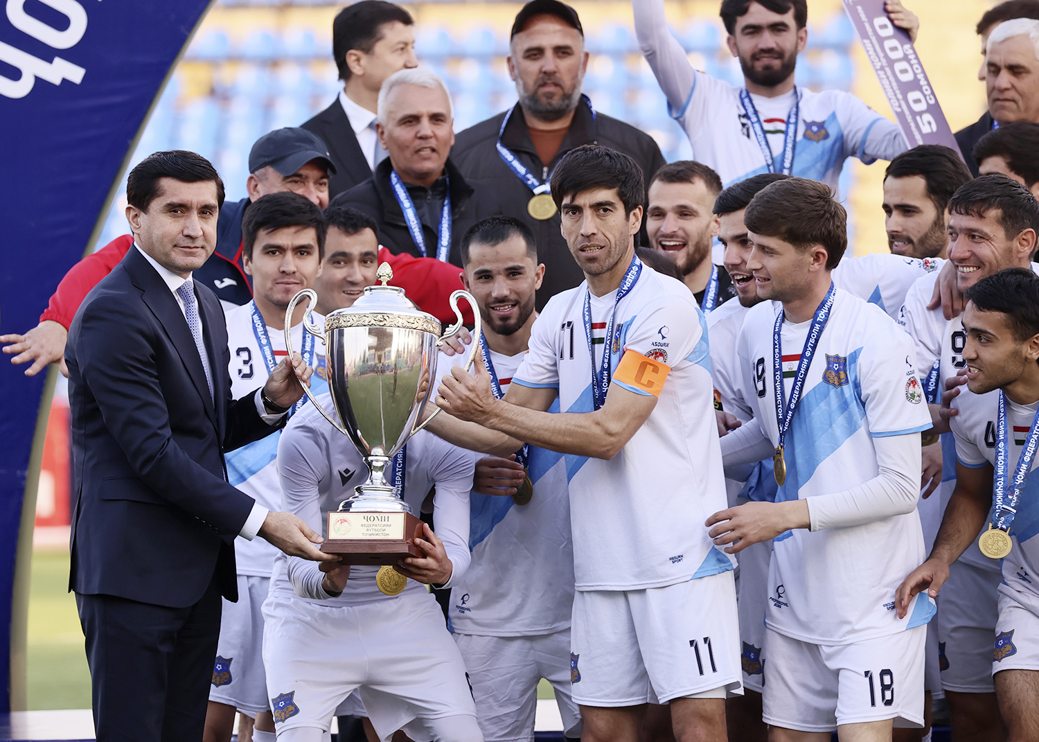 فاز خلبوك بكأس اتحاد طاجيكستان لكرة القدم لعام 2026.