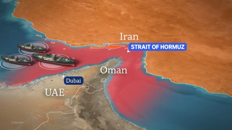طالب ترامب إيران بفتح مضيق هرمز في غضون 48 ساعة.