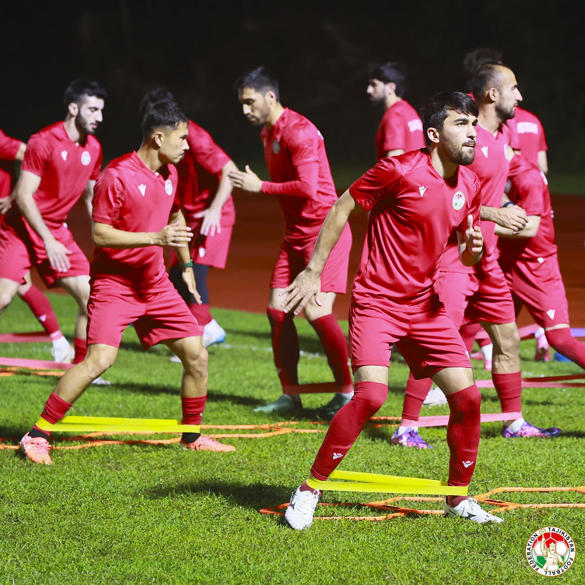 سيبدأ المنتخب الوطني الطاجيكي الاستعدادات للمباراة ضد الفلبين في 23 مارس.