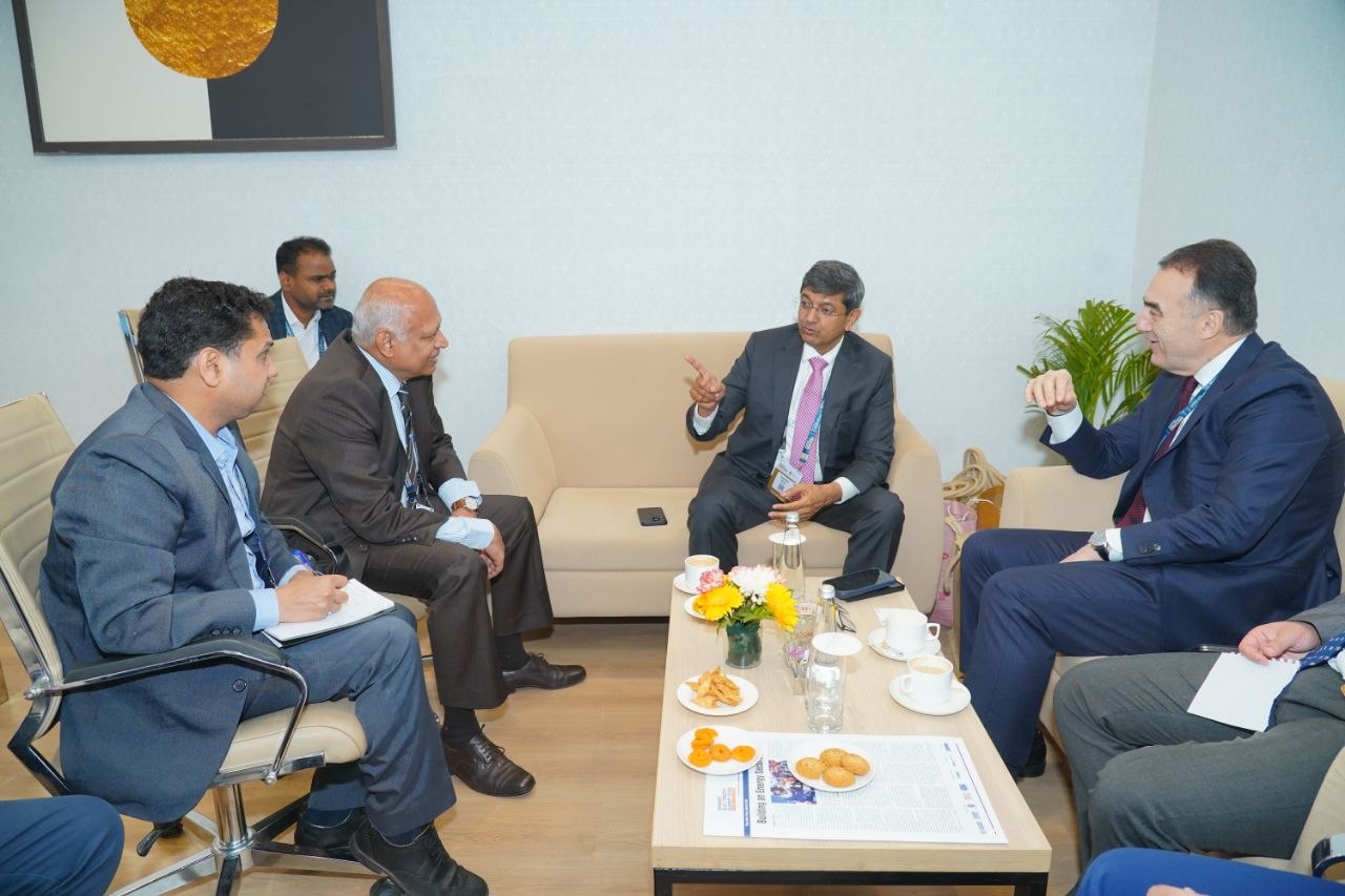 ناقشت طاجيكستان وشركة الطاقة الحرارية الوطنية (NTPC) التعاون في مجال الطاقة