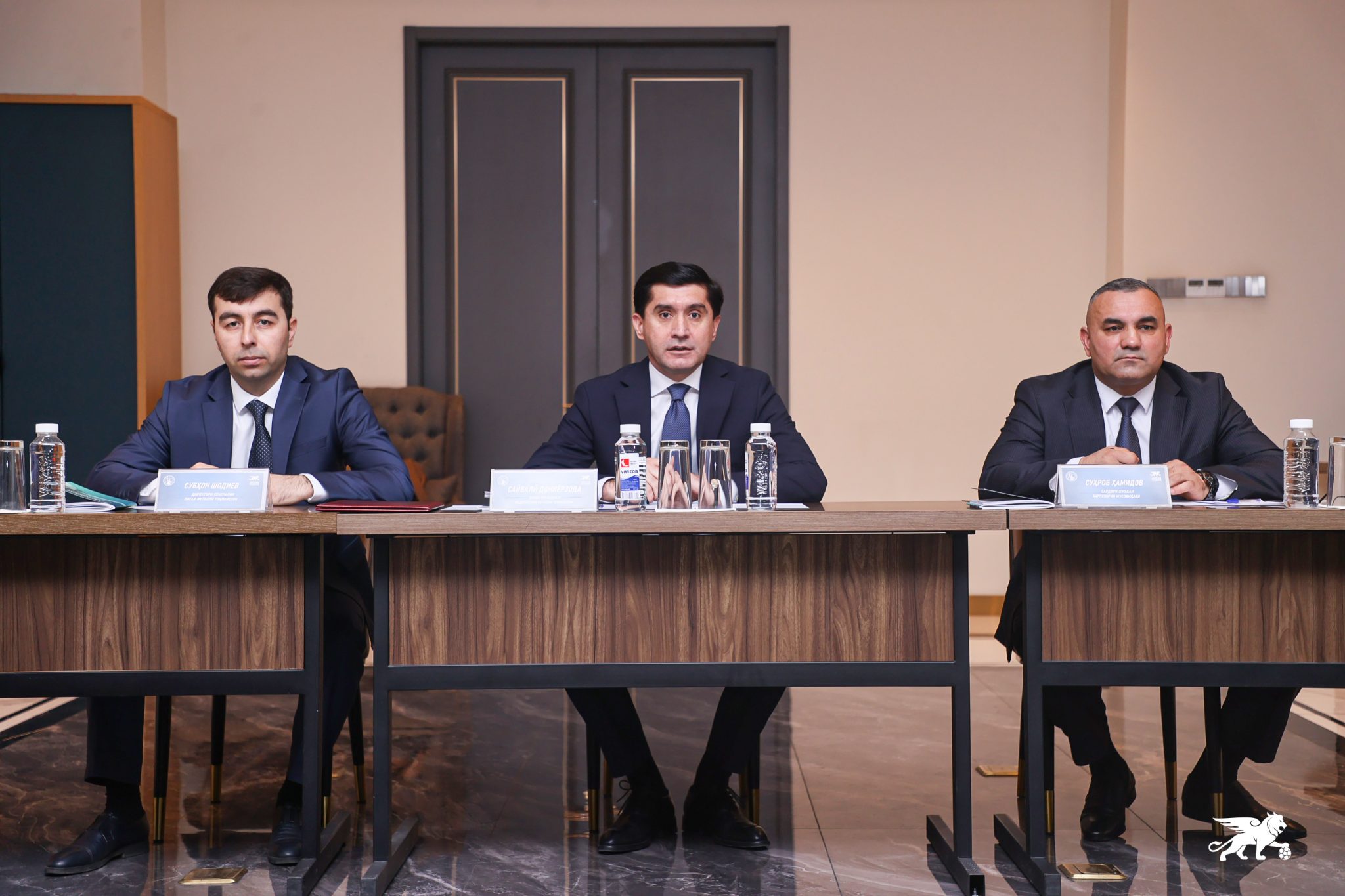 عقدت رابطة كرة القدم في طاجيكستان ندوة للمفوضين قبل بداية الموسم.