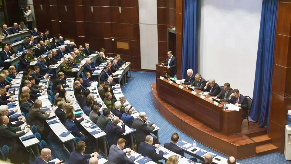 تمت مناقشة بنية أمنية جديدة تشمل منظمة شنغهاي للتعاون ومنظمة معاهدة الأمن الجماعي في موسكو.