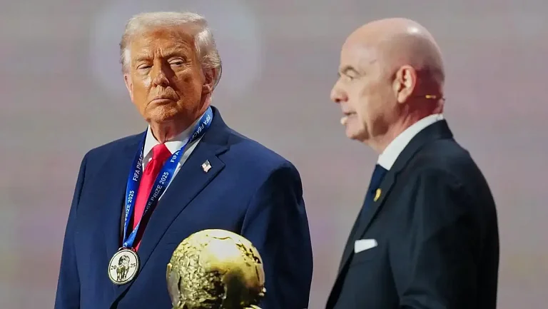 اقترح ترامب استبدال إيران بإيطاليا في كأس العالم.