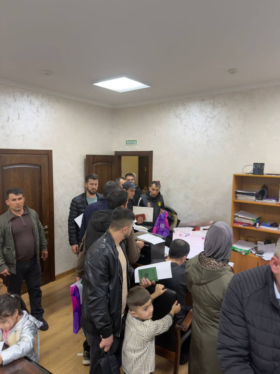 تم توفير الخدمات القنصلية في الموقع للمواطنين الطاجيكيين في كراسنودار.