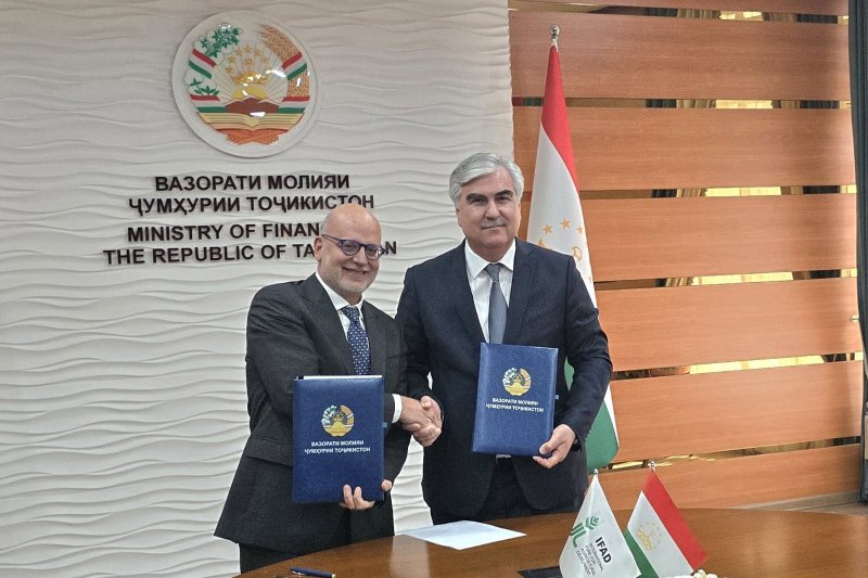 وقّعت طاجيكستان والصندوق الدولي للتنمية الزراعية اتفاقية بشأن تنمية الثروة الحيوانية.