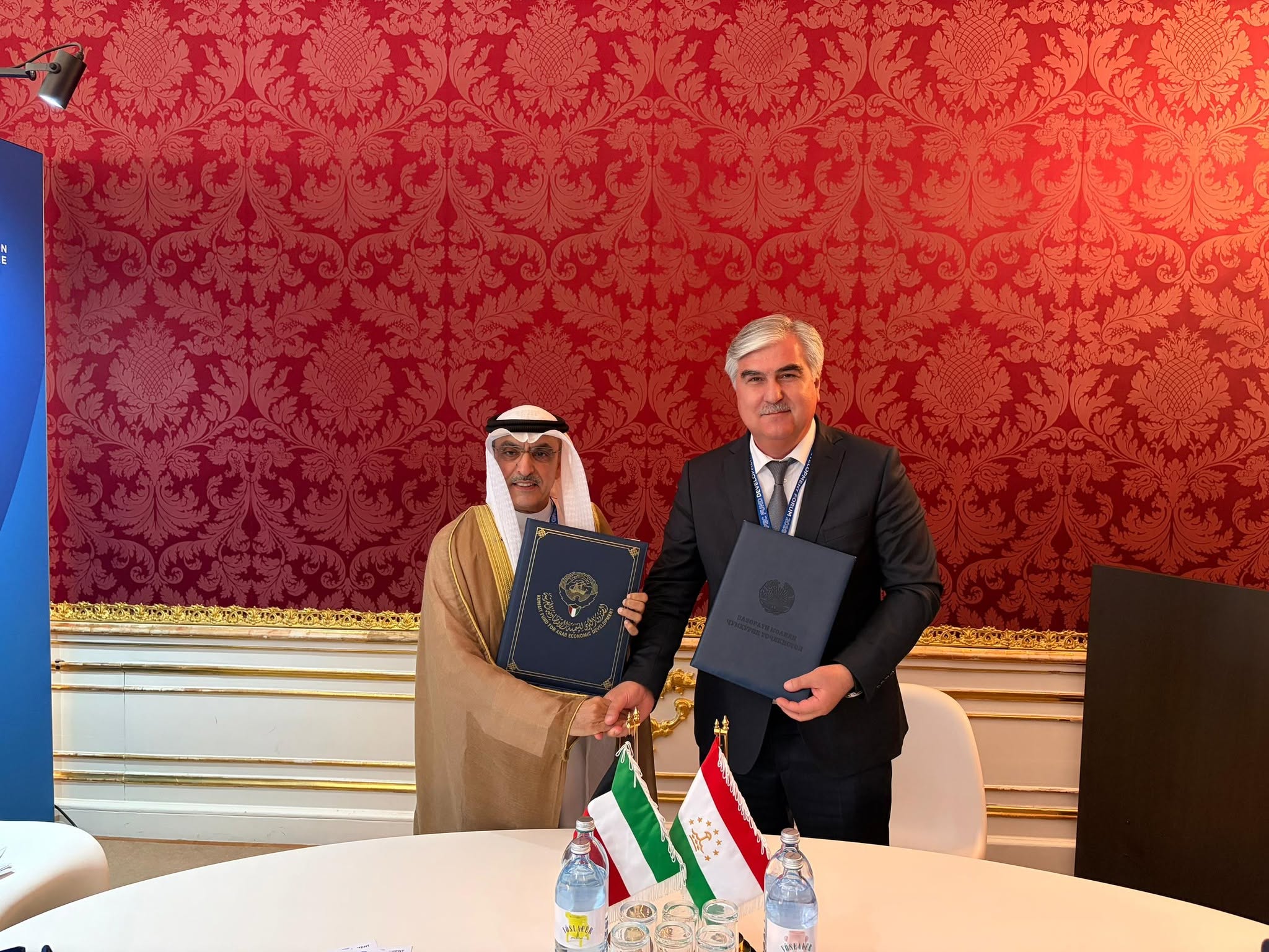 سيقدم صندوق الكويت لطاجيكستان قرضاً ميسراً بقيمة 20 مليون دولار لتطوير المدارس.
