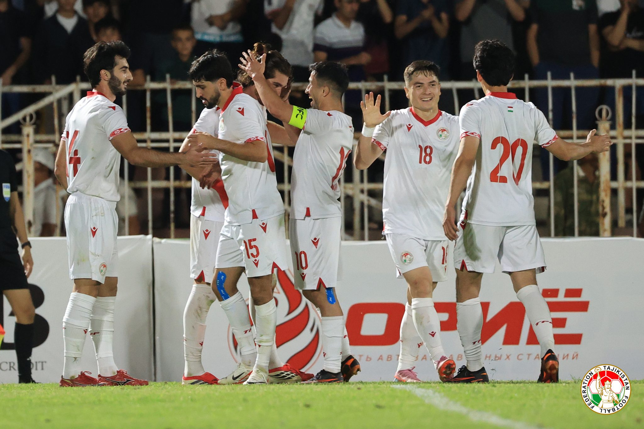 سيشارك المنتخب الوطني الطاجيكي في بطولة كأس الملك في تايلاند.