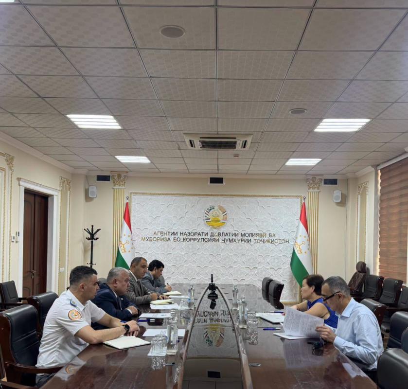 ناقشت وكالة مكافحة الفساد في طاجيكستان ومكتب الأمم المتحدة المعني بالمخدرات والجريمة سبل التعاون