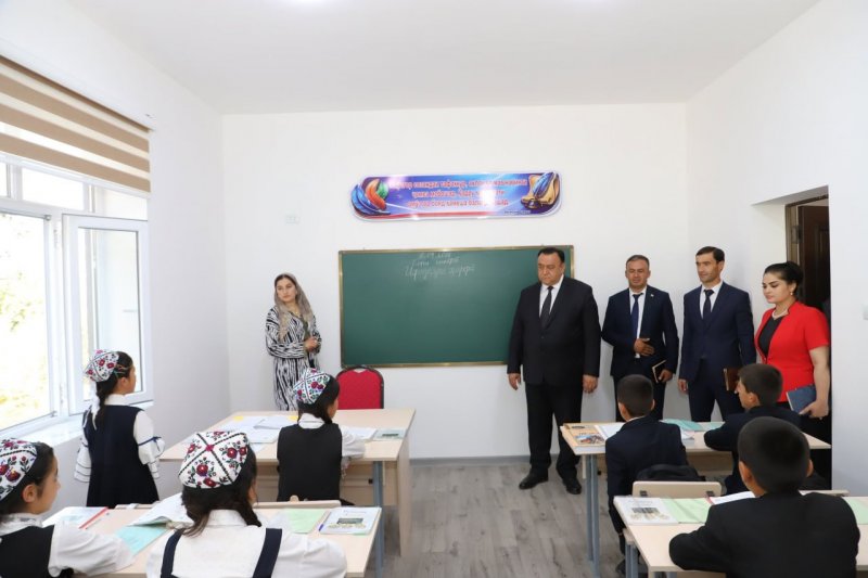 تم افتتاح مدارس ومراكز طبية ومركز لتعليم اللغات في جيسار احتفالاً بالذكرى الخامسة والثلاثين للاستقلال.